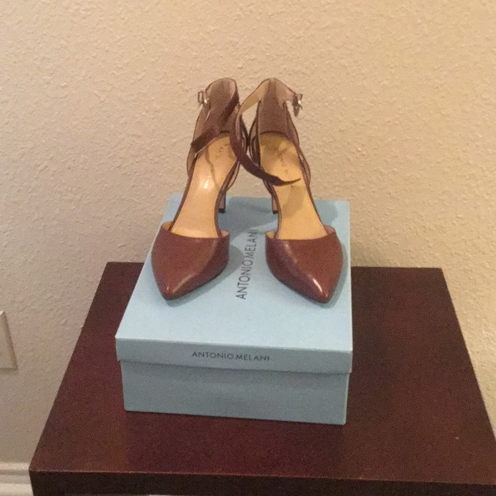Ladies shoes